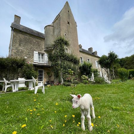 Ferme Fortifiee D Enguenard Formigny Eksteriør billede